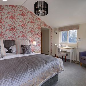 Double or Twin Room Garden View